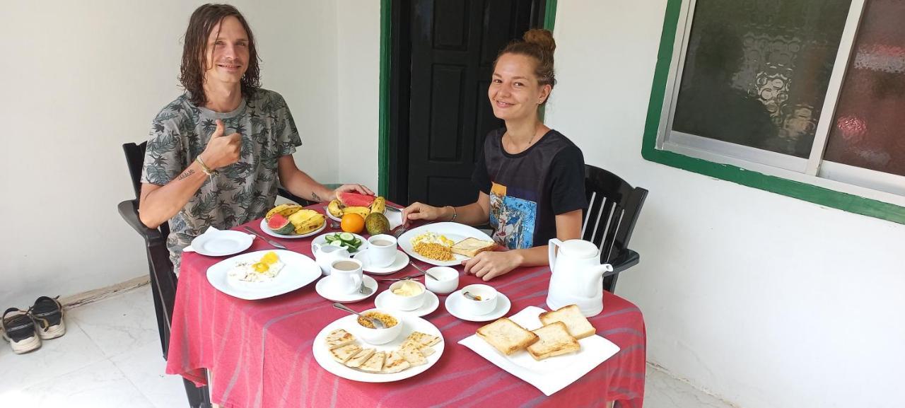 Green House Inn Trincomalee Bagian luar foto
