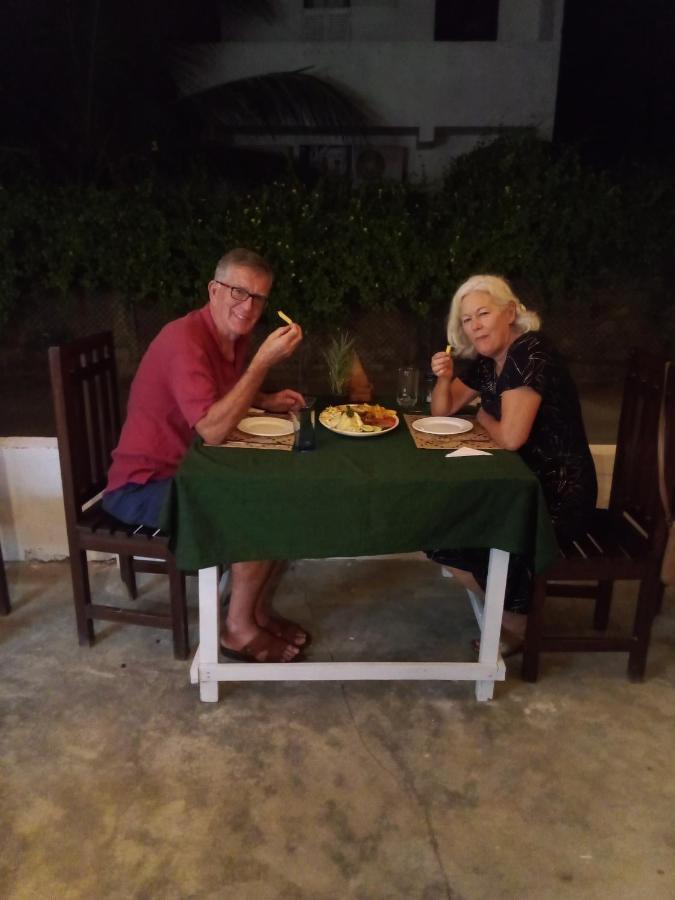 Green House Inn Trincomalee Bagian luar foto