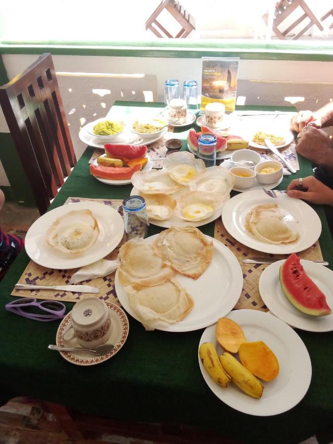 Green House Inn Trincomalee Bagian luar foto